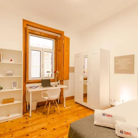 Flh Spacious Flats Near Avenida Da Liberdade 아파트 *